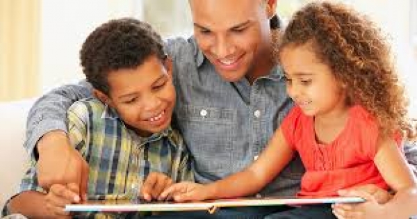 Como ser Família: Como educar os filhos quando os pais trabalham fora? Pe. Paulo Ricardo