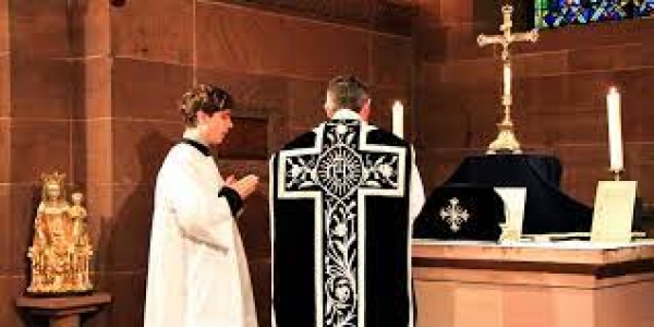 Resposta Católica: É permitido o uso da cor preta como cor litúrgica - 111