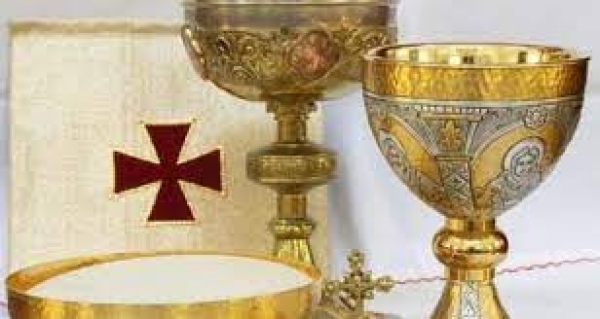 Objetos litúrgicos: conheça mais para celebrar melhor - Pe. José Carlos Pereira